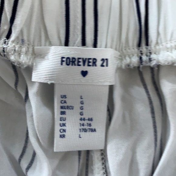 Shorts - Picture 2 of 2